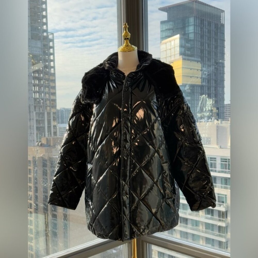 🆕 ALO YOGA 🧿 NWOT Snomoto Puffer Jacket, Black Patent Finish - Sz L / US 12-14 - Picture 5 of 16